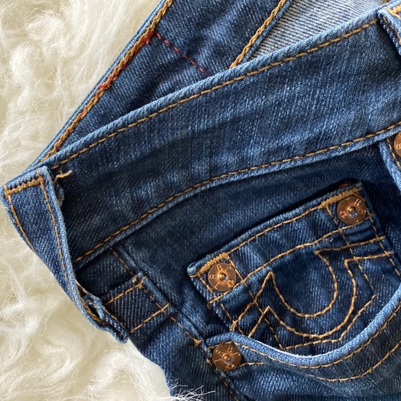 Gwen True Religion Jeans - Picture 2 of 5